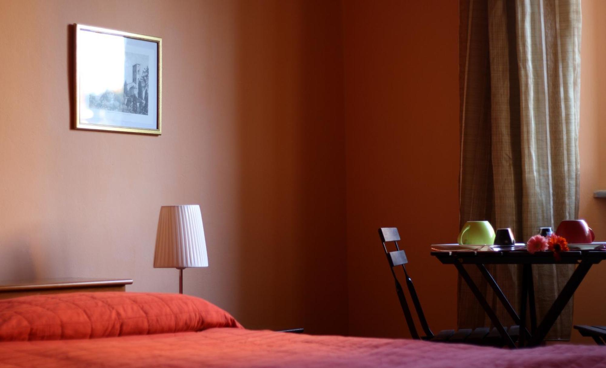 A Due Passi Dal Treno Apartment Pisa Luaran gambar