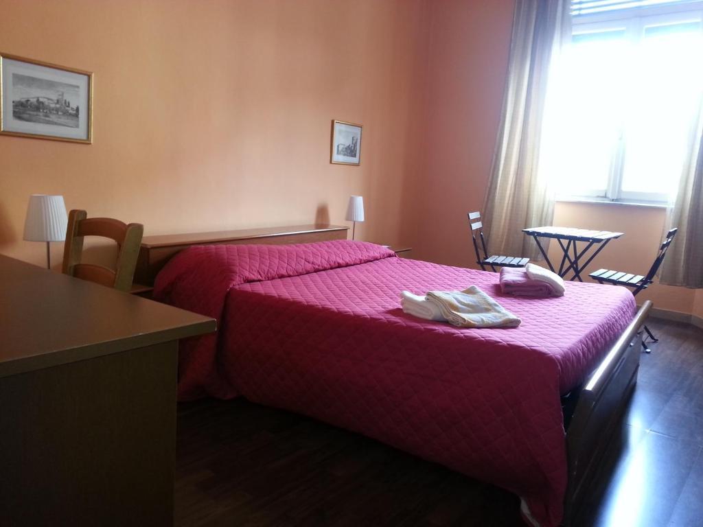 A Due Passi Dal Treno Apartment Pisa Bilik gambar